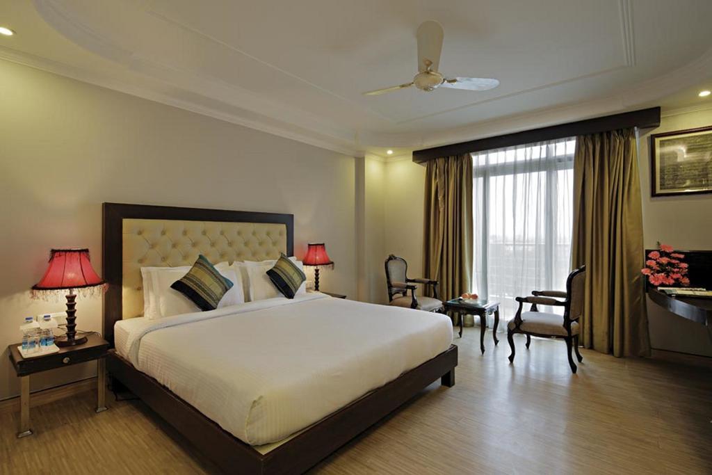 Golden Tulip Haridwar Hotel Room photo