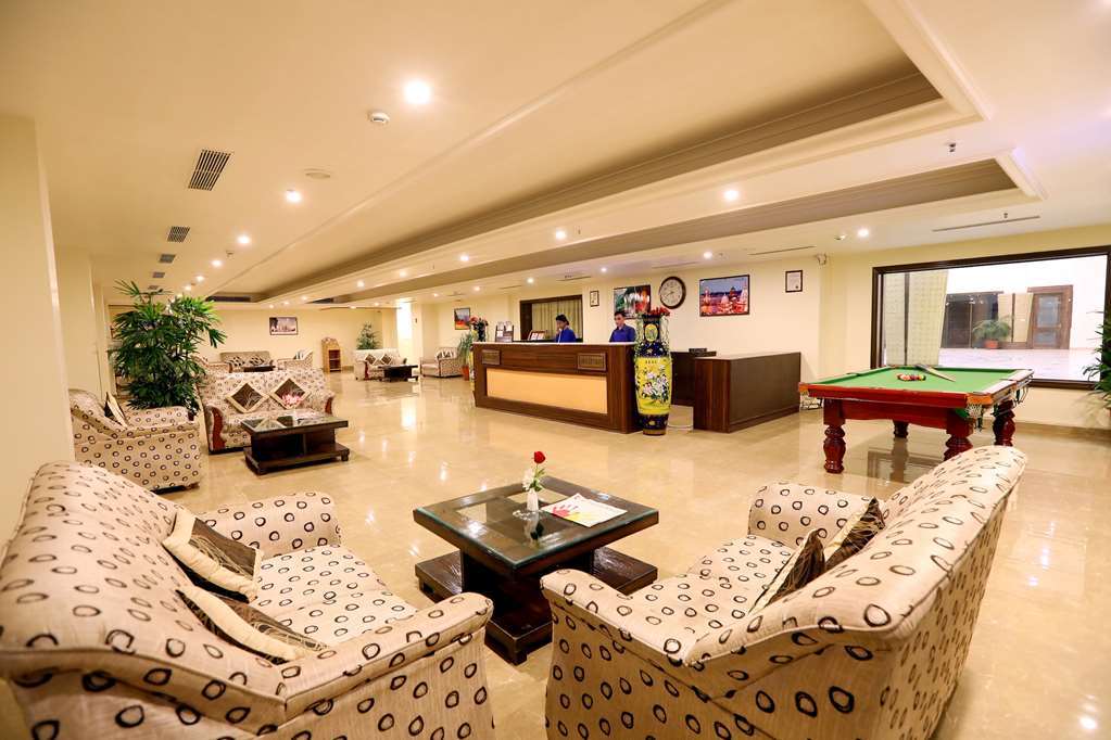 Golden Tulip Haridwar Hotel Interior photo